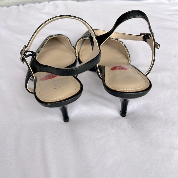 Calvin Klein pumps, size: 10, color: black and white (black straps) - Picture 5 of 5